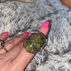Statement ring large green stone in silver wire size 7.5/8
